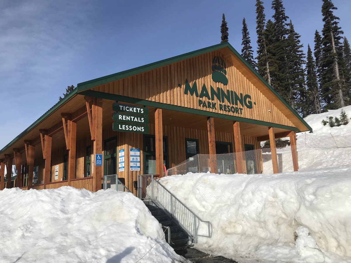 Manning Park Resort Skiing 