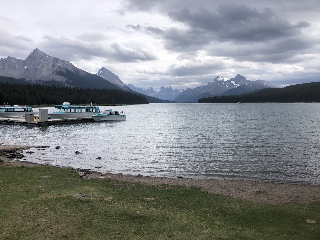 Maligne Lake 