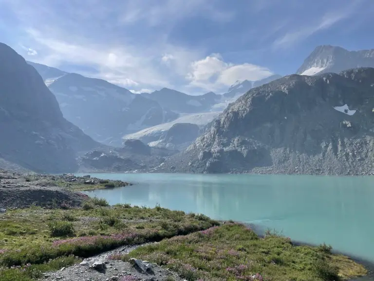 How to hike Wedgemount Lake Hiking Trail, Whistler BC, Garibaldi Provincial Park