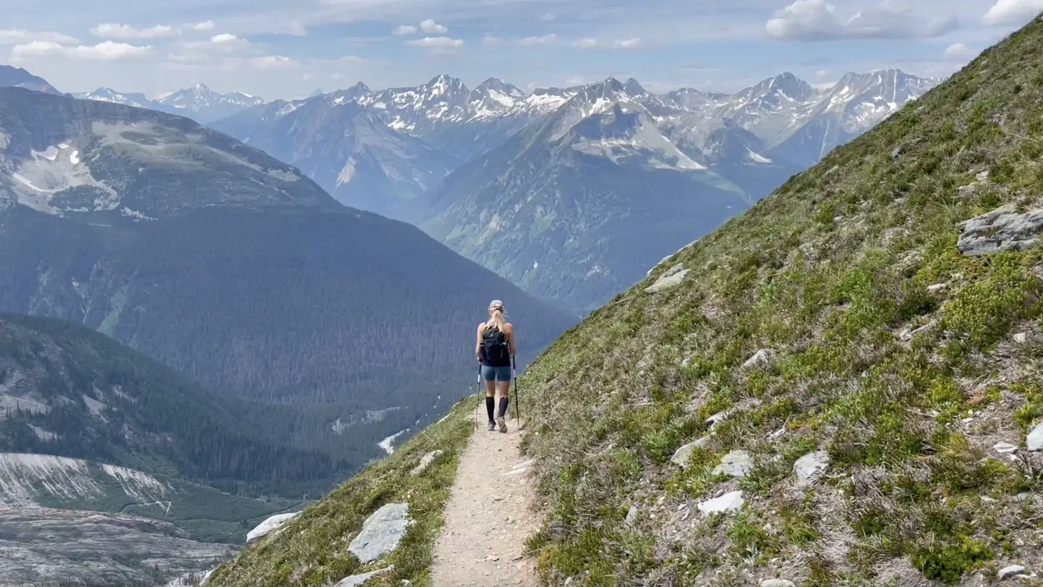 Perley Rock hiking trail in, Glacier National Park, Revelstoke British Columbia