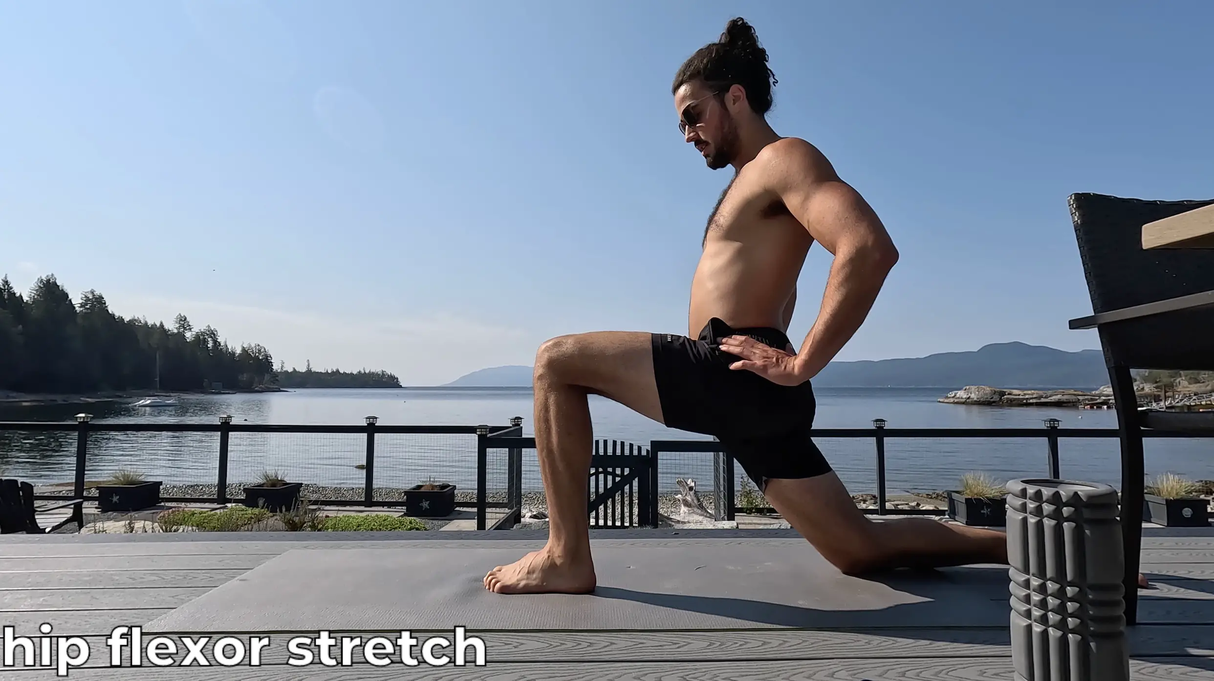 Hip Flexor Stretch - a great exercise to fix knee pain, strengthen muscles and increase flexibility