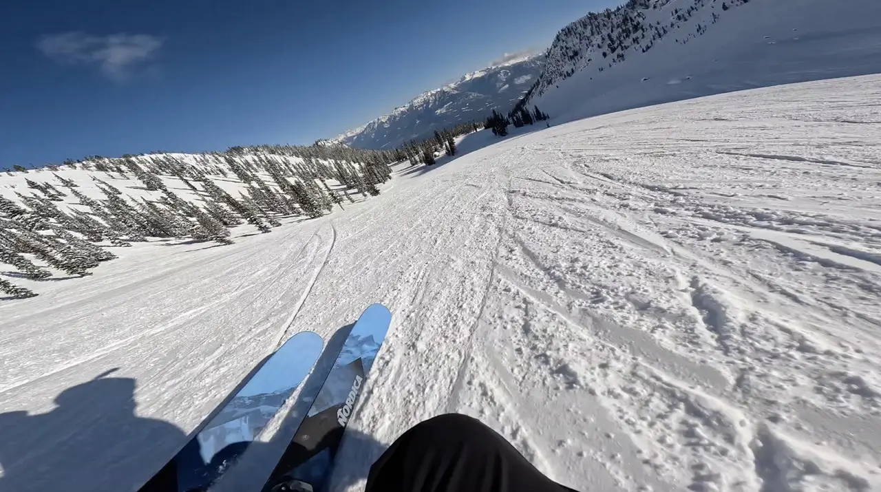 Carving on Kicking Horse Mountain Resort